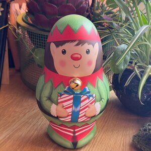 Russell Stover Holiday Character Tin, Elf, Circa 2019